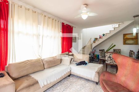 Sala de casa à venda com 4 quartos, 195m² em Vila Nova Alba, São Paulo