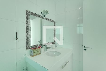 Casa à venda com 360m², 4 quartos e 4 vagasBanheiro Quarto 2 - Suíte