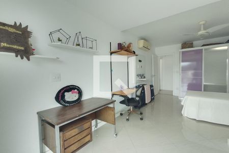 Casa à venda com 360m², 4 quartos e 4 vagasQuarto 3 - Suíte