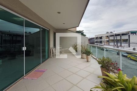 Casa à venda com 360m², 4 quartos e 4 vagasVaranda da Sala