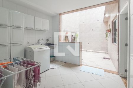 Casa à venda com 360m², 4 quartos e 4 vagasÁrea de Serviço