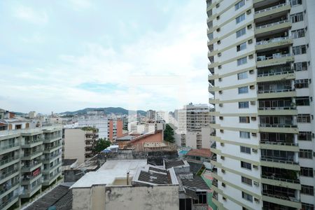 Sala Vista de apartamento à venda com 2 quartos, 75m² em Tijuca, Rio de Janeiro