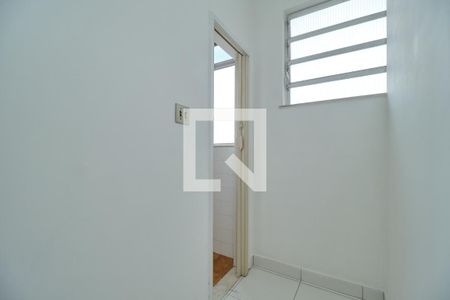 Apartamento à venda com 75m², 2 quartos e 1 vaga Apartamento à venda com 75m², 2 quartos e 1 vagaQuarto de Serviço