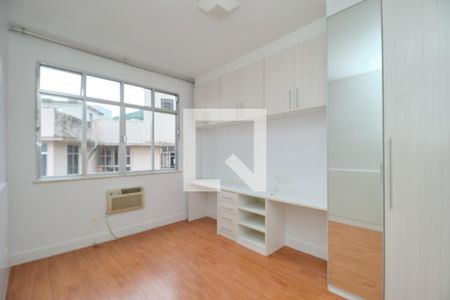 Quarto 1 de apartamento à venda com 2 quartos, 75m² em Tijuca, Rio de Janeiro