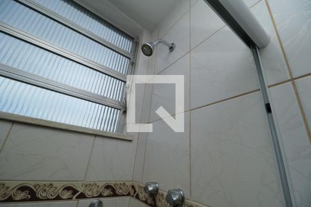 Apartamento à venda com 75m², 2 quartos e 1 vaga Apartamento à venda com 75m², 2 quartos e 1 vagaBanheiro