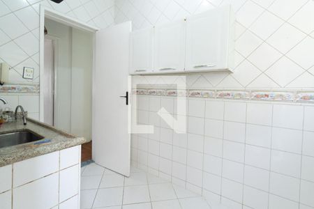 Apartamento à venda com 60m², 2 quartos e sem vaga Apartamento à venda com 60m², 2 quartos e sem vagaCozinha