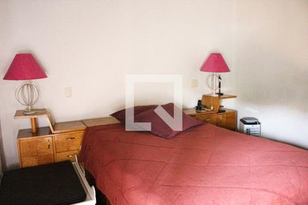 Casa à venda com 500m², 4 quartos e 8 vagasSuíte 1