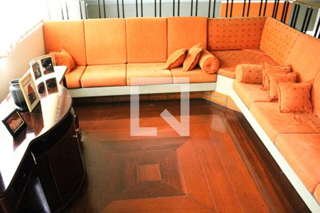 Sala de casa à venda com 4 quartos, 500m² em City América, São Paulo