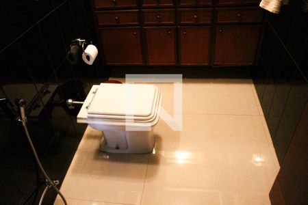 Casa à venda com 500m², 4 quartos e 8 vagasLavabo