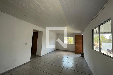 Sala de casa à venda com 3 quartos, 120m² em Feitoria, São Leopoldo