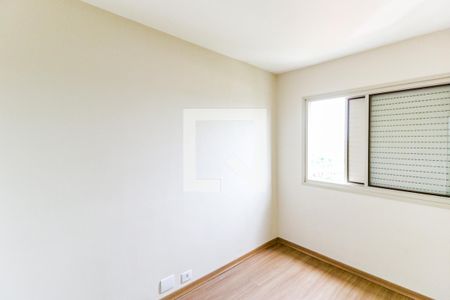 Quarto 1 de apartamento para alugar com 2 quartos, 55m² em Jardim Promissão, São Paulo