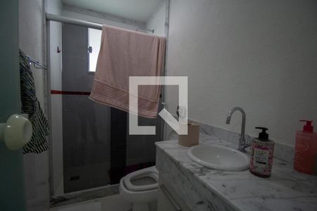 Casa à venda com 850m², 5 quartos e 8 vagasBanheiro da Suíte 2