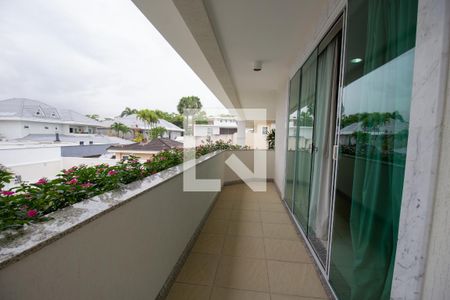 Casa à venda com 850m², 5 quartos e 8 vagasSacada da Suíte 2