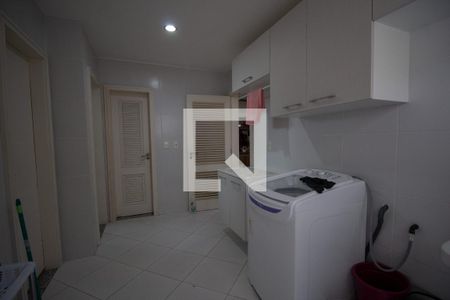 Casa à venda com 850m², 5 quartos e 8 vagasÁrea de Serviço