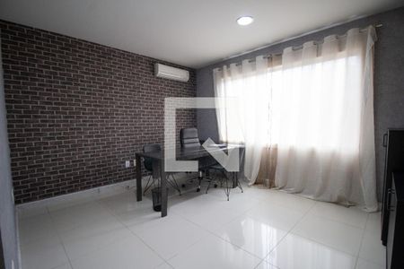 Casa à venda com 850m², 5 quartos e 8 vagasSuíte 4