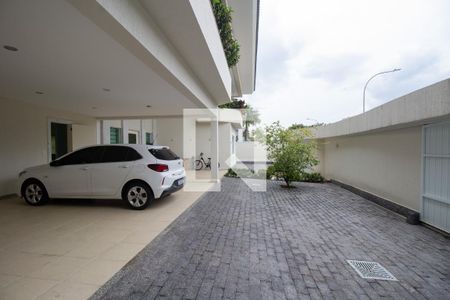 Casa à venda com 850m², 5 quartos e 8 vagasGaragem