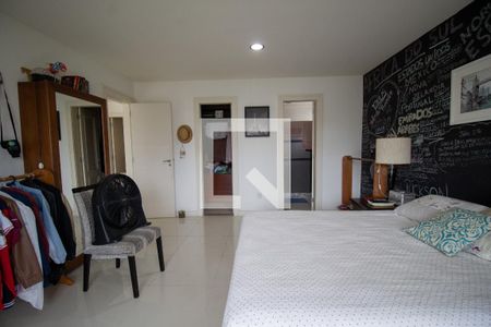 Suíte 1 de casa à venda com 5 quartos, 850m² em Barra da Tijuca, Rio de Janeiro