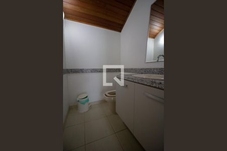 Casa à venda com 850m², 5 quartos e 8 vagasLavabo do Sotão