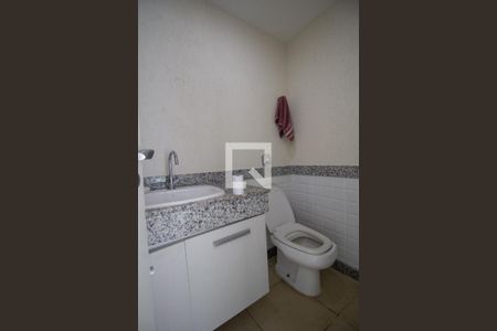 Casa à venda com 850m², 5 quartos e 8 vagasBanheiro da Sauna