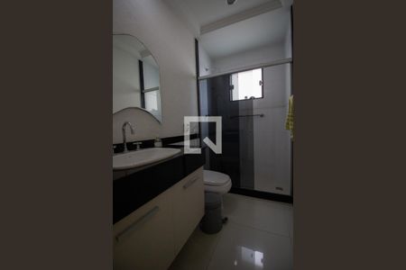 Casa à venda com 850m², 5 quartos e 8 vagasBanheiro da Suíte 4