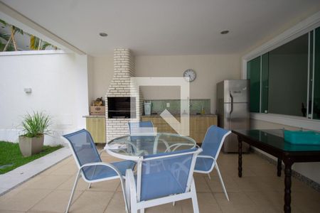 Casa à venda com 850m², 5 quartos e 8 vagasÁrea Gourmet