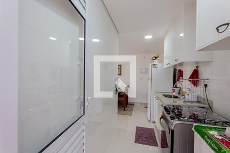 Apartamento à venda com 84m², 2 quartos e 2 vagasCozinha