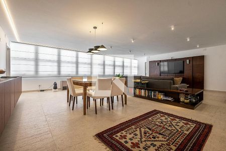 Apartamento à venda com 226m², 3 quartos e 2 vagasSala