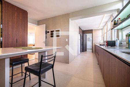 Apartamento à venda com 226m², 3 quartos e 2 vagasCozinha