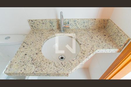 Apartamento à venda com 60m², 2 quartos e 2 vagasBanheiro Corredor