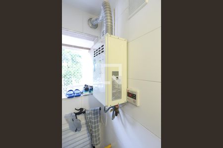 Apartamento à venda com 143m², 3 quartos e 2 vagas Apartamento à venda com 143m², 3 quartos e 2 vagasLavanderia