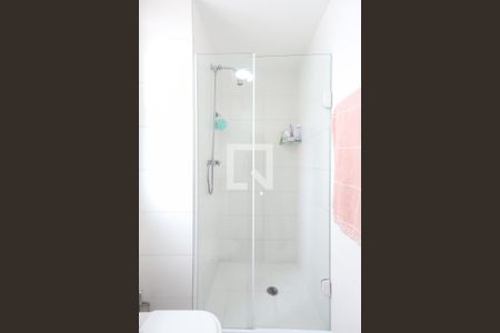 Apartamento à venda com 143m², 3 quartos e 2 vagas Apartamento à venda com 143m², 3 quartos e 2 vagasBanheiro da Suíte 2