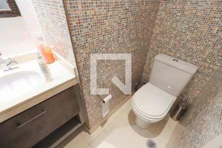 Apartamento à venda com 143m², 3 quartos e 2 vagas Apartamento à venda com 143m², 3 quartos e 2 vagasLavabo