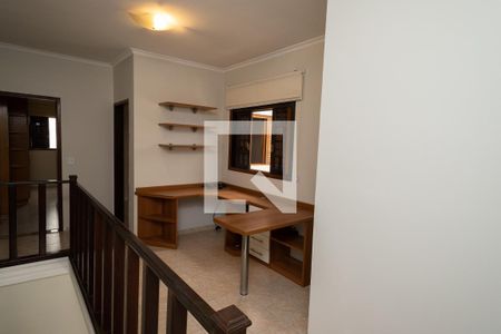 Casa para alugar com 215m², 3 quartos e 4 vagas Casa para alugar com 215m², 3 quartos e 4 vagasEscritório