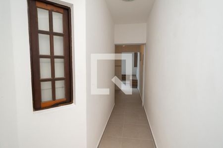 Casa para alugar com 215m², 3 quartos e 4 vagas Casa para alugar com 215m², 3 quartos e 4 vagasÁrea de Serviço - Corredor