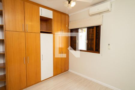 Casa para alugar com 215m², 3 quartos e 4 vagas Casa para alugar com 215m², 3 quartos e 4 vagasSuíte 2