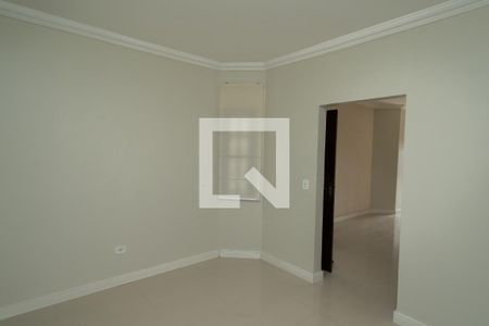 Casa para alugar com 215m², 3 quartos e 4 vagas Casa para alugar com 215m², 3 quartos e 4 vagasSala de Jantar