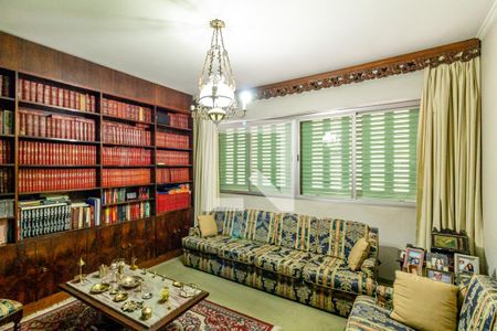 Apartamento à venda com 319m², 4 quartos e 2 vagasQuarto 4