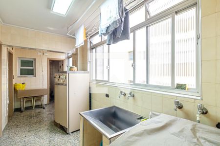 Apartamento à venda com 319m², 4 quartos e 2 vagasLavanderia