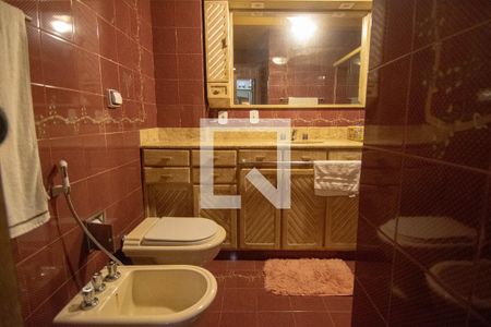 Apartamento à venda com 224m², 3 quartos e 1 vagaBanheiro da Suíte 2