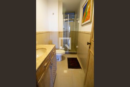 Apartamento à venda com 224m², 3 quartos e 1 vagaBanheiro Social