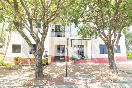 Apartamento à venda com 65m², 2 quartos e 1 vaga Apartamento à venda com 65m², 2 quartos e 1 vagaFachada