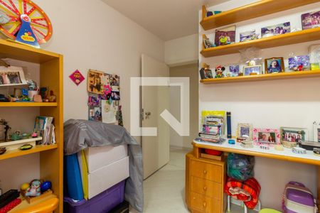 Apartamento à venda com 117m², 3 quartos e 2 vagasQuarto 2
