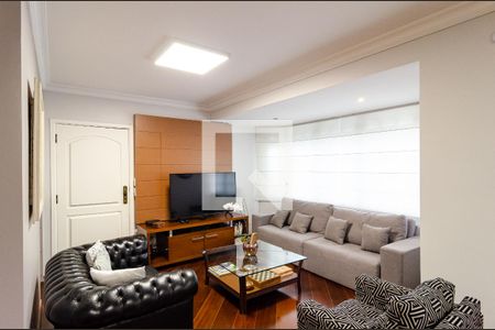 Sala de casa à venda com 3 quartos, 324m² em Planalto Paulista, São Paulo