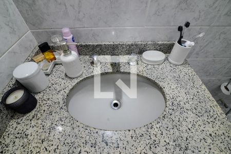 Apartamento para alugar com 82m², 2 quartos e 1 vaga Apartamento para alugar com 82m², 2 quartos e 1 vagaBanheiro da Suíte