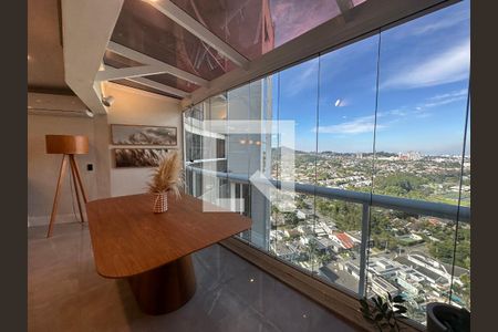 Sala de apartamento para alugar com 2 quartos, 108m² em Melville Empresarial Ii, Barueri