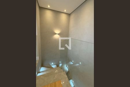 Apartamento para alugar com 108m², 2 quartos e 2 vagasEscada