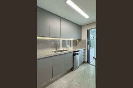 Apartamento para alugar com 108m², 2 quartos e 2 vagasCozinha