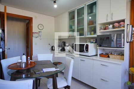 Apartamento à venda com 150m², 3 quartos e 2 vagasCozinha