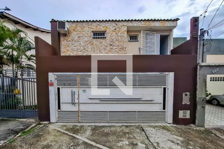 Casa à venda com 120m², 2 quartos e 5 vagasFachada