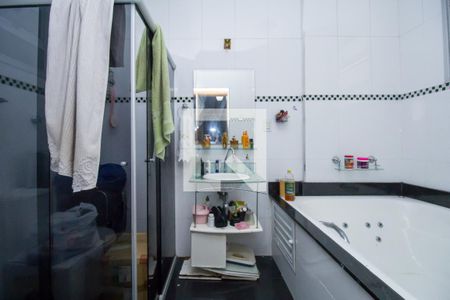 Apartamento à venda com 180m², 4 quartos e 1 vagaBanheiro da Suíte